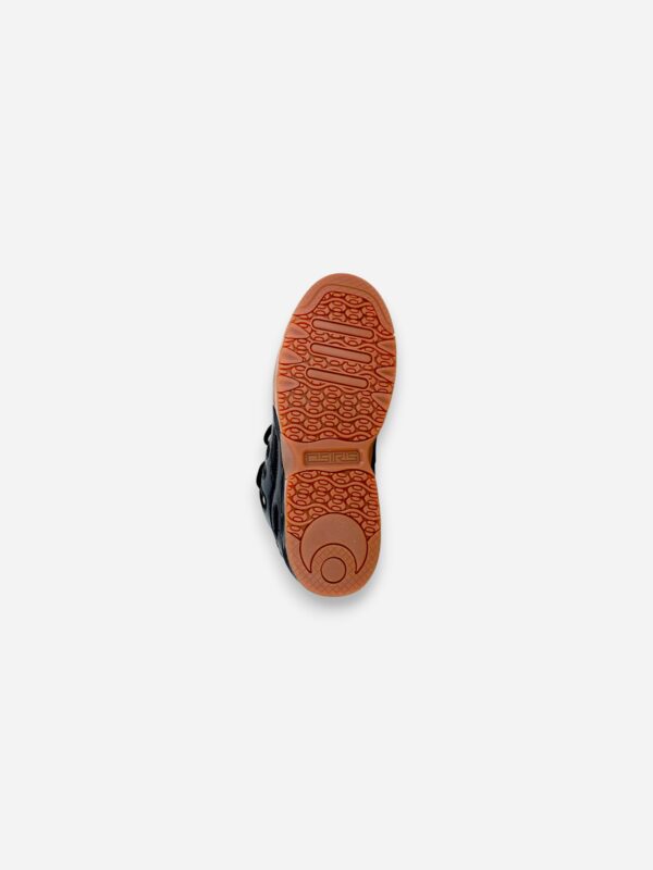 Osiris D3 E - Black Black Gum